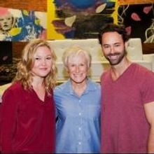 Photo Flash: Glenn Close Visits Julia Stiles at PHOENIX!