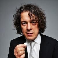 Alan Davies Brings LIFE IS PAIN UK Tour to Wyvern Theatre Tonight