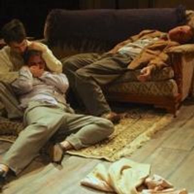 BWW Reviews: Wrenching Production of ORPHANS Ignites Mad Horse Theater