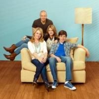 Stars of ABC Family's MELISSA & JOEY and BABY DADDY to Live Tweet During Season Premieres Tonight