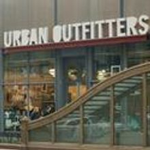Vanderlande Industries Celebrates Urban Outfitters Grand Opening