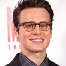 Jonathan Groff on LOOKING, Dating & His Favorite Drinking Buddy, Lea Michele