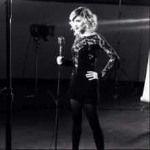 Photo Flash: Sneak Peek - Jennifer Nettles Poses for CHICAGO Promo Shoot