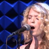 TV Exclusive: CUTTING-EDGE COMPOSERS CORNER- Kacie Sheik Sings Zoe Sarnak's 'Me' Video