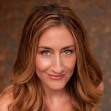 Kelly King Wins Best Singer at Vina Del Mar Song Competition in Chile