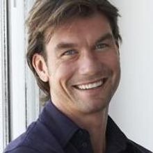 Jerry O'Connell Rounds Out Cast of Broadway's LIVING ON LOVE
