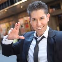 Illusionist Brad Ross Returns to Centenary Stage, 4/13