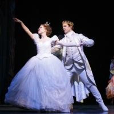 Photo Flash: First Look at Carly Rae Jepsen and Fran Drescher Onstage in CINDERELLA!