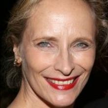 Laila Robins Talks THE APPLE FAMILY PLAYS at the Public