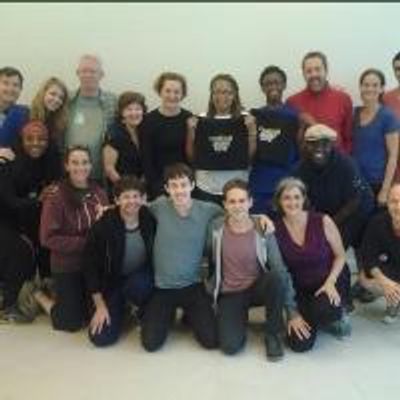 Photo Flash: Cast and Crew of Broadway&#039;s &#039;CURIOUS INCIDENT&#039; Visit QSAC