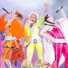 BWW Reviews: MAMMA MIA a Crowd Pleaser