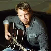 Pat Green Brings Texas Inspiration to the Spencer Theater Tonight