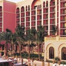 Hilton HHonors Calls on Travelers to Save with The Great Getaway