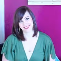 TV Exclusive: BREAKING DOWN THE RIFFS w/ Natalie Weiss- Back in the Habit! Video