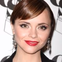 Christina Ricci Drops Out of NBC's GIRLFRIEND IN A COMA