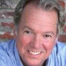 Eric Michael Gillet Kicks off Cabaret Cares 7 Tonight, 10/17