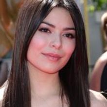 Miranda Cosgrove to Star in NBC's Untitled Suzanne Martin Comedy Pilot