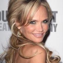 Kristin Chenoweth in Talks to Join Jennifer Lopez for Upcoming Thriller THE BOY NEXT DOOR