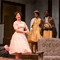 BWW Reviews: CLYBOURNE PARK - It's Not All Black and White