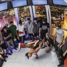 VIDEO: Epic B-Boy Battle on the Tallest Ferris Wheel in the World - The High Roller i