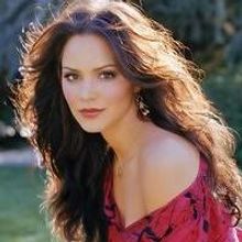 Katharine McPhee Lands Female Lead in CBS' SCORPION Pilot