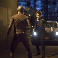 BWW Recap: THE FLASH Does a GREASE Duet (Seriously), Andy Mientus Returns as the…