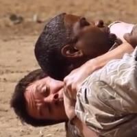 VIDEO: First Look - Denzel Washington, Mark Wahlberg in New TV Spots for 2 GUNS Video