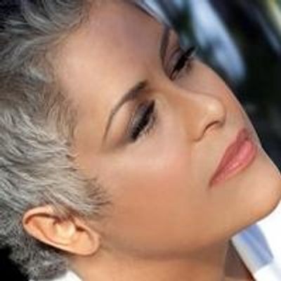 BWW Reviews: Eugenia Le&oacute;n Pays Tribute to the Greats at Kennedy Center with VOCES DE MUJERES, VOCES DEL PUEBLO