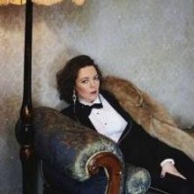'Striking' Photo of British Actress Olivia Colman to Be Displayed at National…