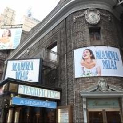 Photo Coverage: On the Marquee - MAMMA MIA! Opens Its Doors at the Broadurst