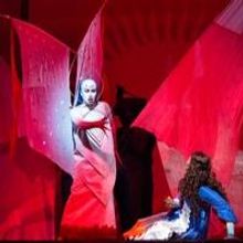 BWW Reviews: Stellar Production, Good Cast Still Don't Add Up to MAGIC at the Met