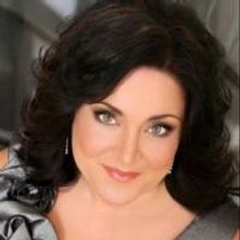 Florida Grand Opera Celebrates Women's History Month with Panel Featuring Soprano…