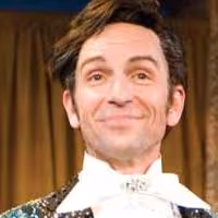 LIBERACE! Returns to Milwaukee Repertory Theater Next Month