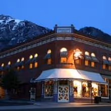 Colorade: Williams & Williams Announces Iconic Ouray Hotel to be Auctioned July 25th