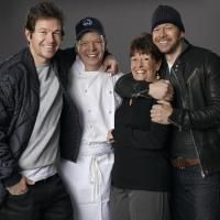 Wahlburgers to Open at Coney Island