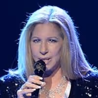 Photo & Video Special: Barbra Streisand (and Family) Wow in Sold Out O2 Concert for…