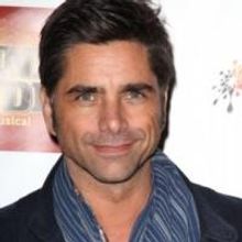 John Stamos Set for GRACELAND's 2014 Holiday Lighting Ceremony
