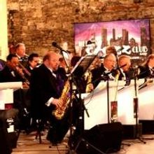 Aurora Theatre Presents AN EVENING OF MUSIC AND MAGIC Tonight