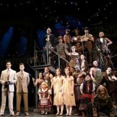 FREEZE FRAME: Meet the Freaks of SIDE SHOW