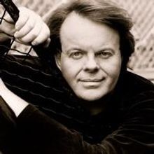 Media Theatre to Welcome Ann Crumb & Kelly Briggs in SUNSET BOULEVARD, 4/16-5/18