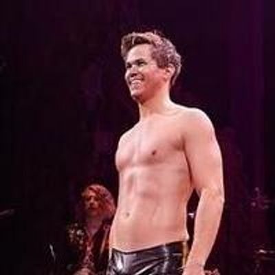 Photo Flash: HEDWIG AND THE ANGRY INCH Says Goodbye to Andrew Rannells Via Twitter