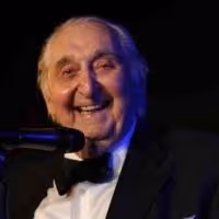 Photo Coverage: Fyvush Finkel Plays MR. FINN'S CABARET at Barrington Stage Company
