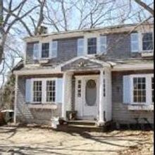 Renaissance House's Abigail McGrath Previews Book, THREE LITTLE WOMEN at Martha's Vin