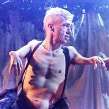 BWW Reviews:  BEAUTY AND THE BEAST As A Sideshow Attraction