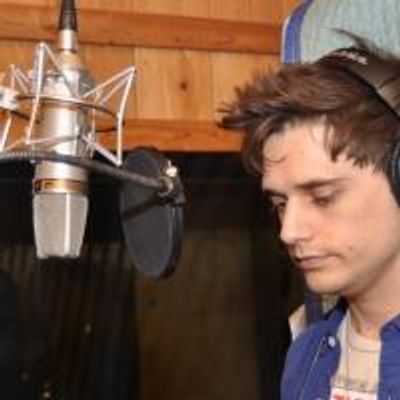Exclusive Photo Coverage: Nikki M. James, Andy Mientus &amp; LES MISERABLES Cast Sing Carols For A Cure!