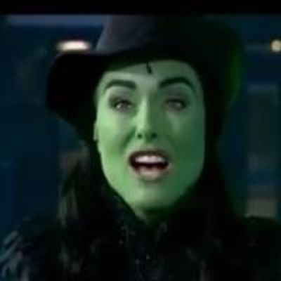 STAGE TUBE: WICKED's Jemma Rix Performs 'Defying Gravity' on SUNRISE