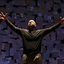 Photo Flash: Ruben Santiago-Hudson Stars in Signature Theatre's HOW I LEARNED WHAT I 