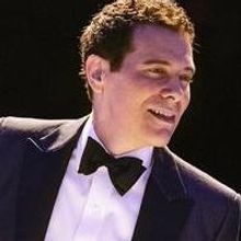 Michael Feinstein Conducts The Kravis Center Pops Orchestra Tonight