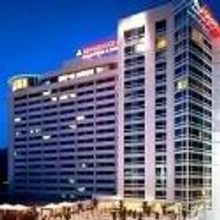 Paul Adelstein's DORIS Plays the Coterie, 8/18