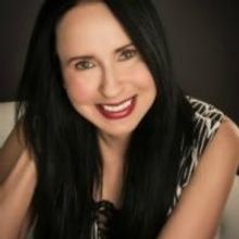 New York Times Bestselling Romance Author Meets Husband In A Barnes & Noble Bookstore